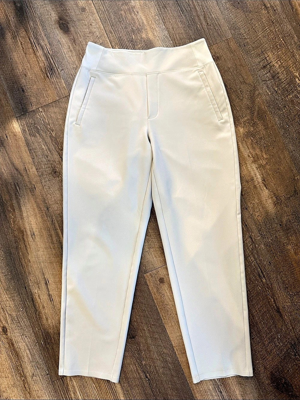Athleta Endless high Rise Ankle Pant White Size 6
